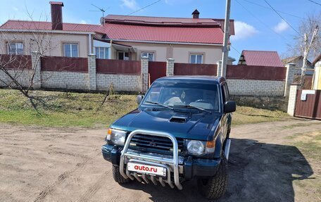 Mitsubishi Pajero III рестайлинг, 1996 год, 980 000 рублей, 2 фотография