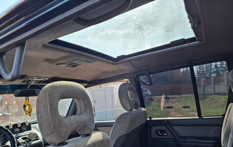 Mitsubishi Pajero III рестайлинг, 1996 год, 980 000 рублей, 8 фотография