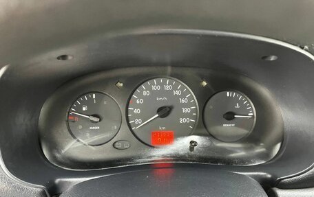 Renault Clio III, 2002 год, 215 000 рублей, 11 фотография