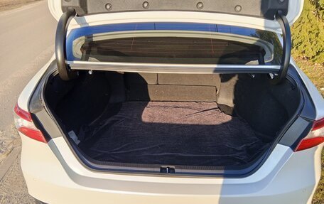 Toyota Camry, 2018 год, 2 477 000 рублей, 9 фотография