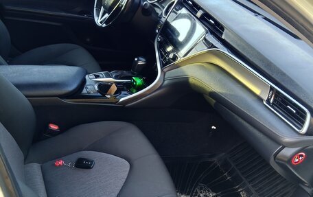 Toyota Camry, 2018 год, 2 477 000 рублей, 12 фотография