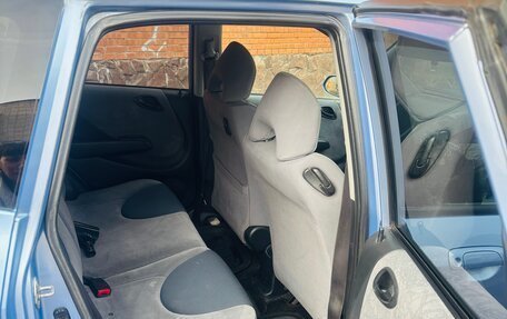 Honda Fit III, 2002 год, 450 000 рублей, 3 фотография