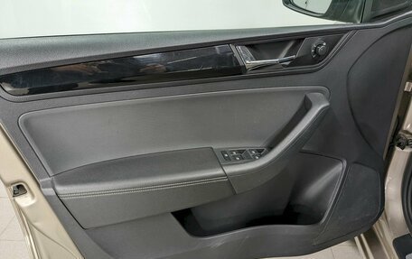 Skoda Rapid I, 2018 год, 1 390 000 рублей, 11 фотография