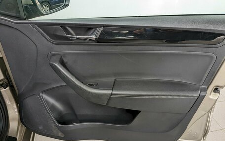 Skoda Rapid I, 2018 год, 1 390 000 рублей, 17 фотография