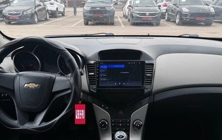 Chevrolet Cruze II, 2011 год, 690 000 рублей, 6 фотография