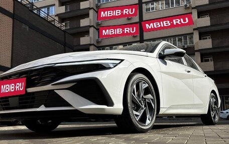 Hyundai Elantra, 2023 год, 1 850 000 рублей, 1 фотография