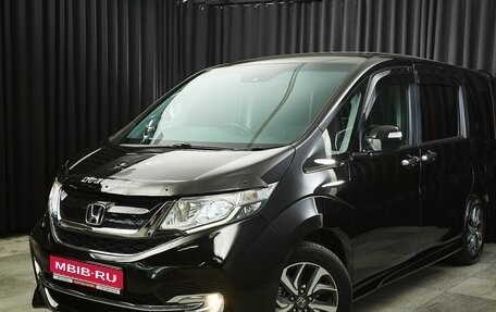 Honda Stepwgn IV, 2017 год, 1 849 000 рублей, 1 фотография