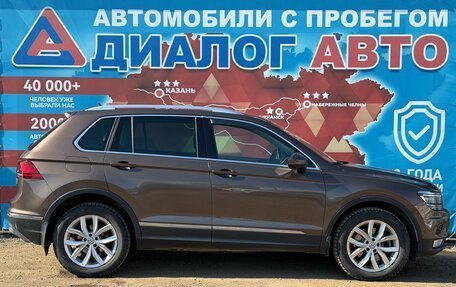 Volkswagen Tiguan II, 2017 год, 2 500 000 рублей, 2 фотография