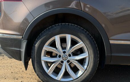 Volkswagen Tiguan II, 2017 год, 2 500 000 рублей, 11 фотография