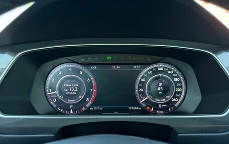 Volkswagen Tiguan II, 2017 год, 2 500 000 рублей, 13 фотография