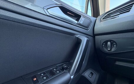 Volkswagen Tiguan II, 2017 год, 2 500 000 рублей, 16 фотография