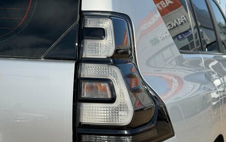 Toyota Land Cruiser Prado 150 рестайлинг 2, 2020 год, 6 150 000 рублей, 10 фотография