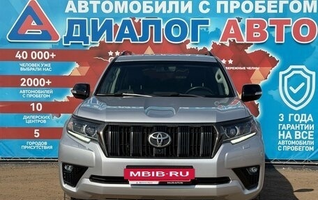 Toyota Land Cruiser Prado 150 рестайлинг 2, 2020 год, 6 150 000 рублей, 8 фотография