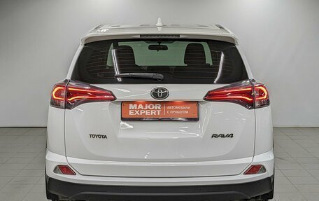 Toyota RAV4, 2017 год, 2 250 000 рублей, 6 фотография