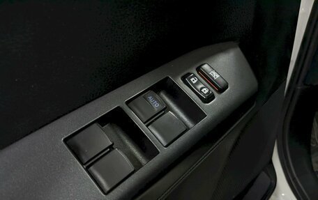 Toyota RAV4, 2017 год, 2 250 000 рублей, 12 фотография