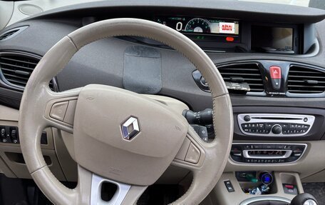 Renault Scenic III, 2011 год, 690 000 рублей, 28 фотография