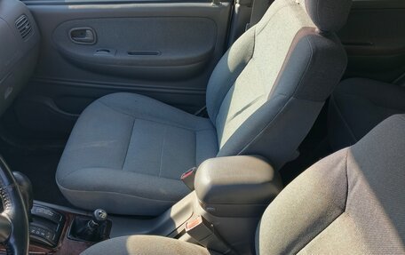 KIA Sportage IV рестайлинг, 2002 год, 260 000 рублей, 10 фотография