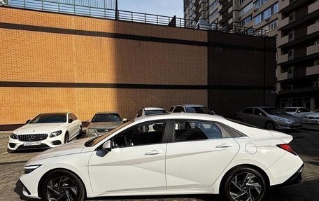 Hyundai Elantra, 2023 год, 1 850 000 рублей, 4 фотография