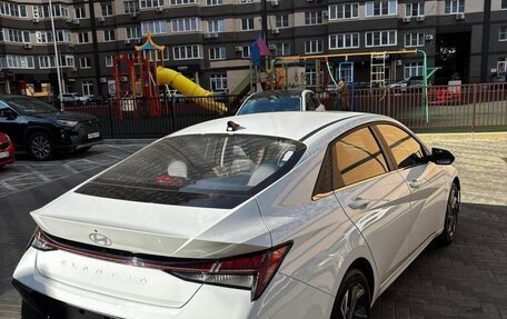 Hyundai Elantra, 2023 год, 1 850 000 рублей, 6 фотография