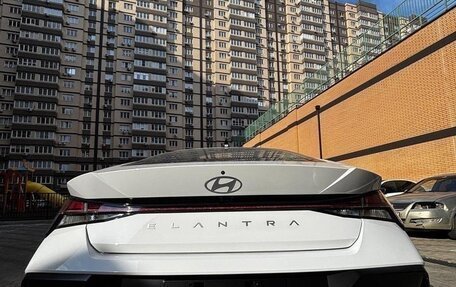 Hyundai Elantra, 2023 год, 1 850 000 рублей, 7 фотография