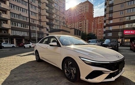 Hyundai Elantra, 2023 год, 1 850 000 рублей, 3 фотография