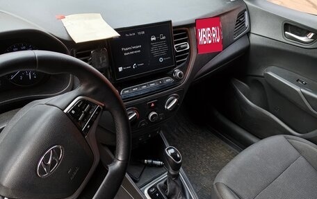 Hyundai Solaris II рестайлинг, 2021 год, 1 100 000 рублей, 11 фотография