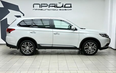 Mitsubishi Outlander III рестайлинг 3, 2018 год, 2 199 900 рублей, 5 фотография