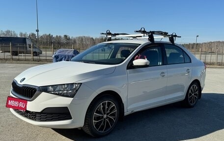 Skoda Rapid II, 2021 год, 1 900 000 рублей, 2 фотография