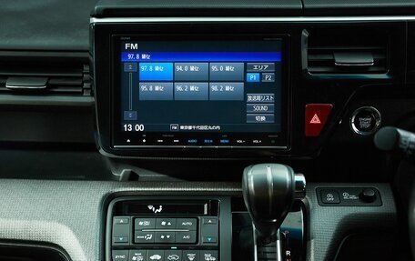 Honda Stepwgn IV, 2017 год, 1 849 000 рублей, 11 фотография