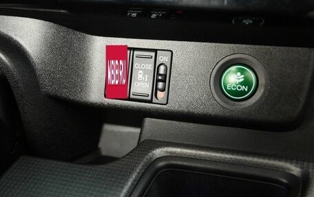 Honda Stepwgn IV, 2017 год, 1 849 000 рублей, 15 фотография