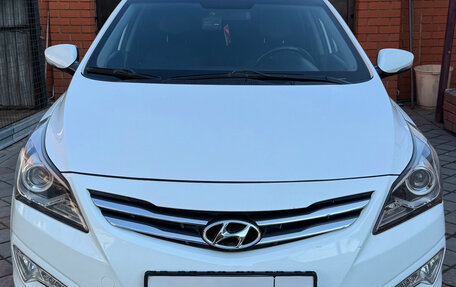 Hyundai Solaris II рестайлинг, 2014 год, 1 150 000 рублей, 1 фотография