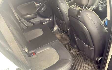 Hyundai ix35 I рестайлинг, 2012 год, 1 200 000 рублей, 9 фотография