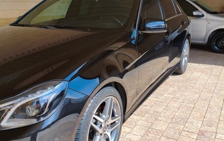 Mercedes-Benz E-Класс, 2015 год, 2 700 000 рублей, 2 фотография