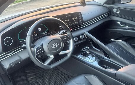 Hyundai Elantra, 2023 год, 2 100 000 рублей, 7 фотография