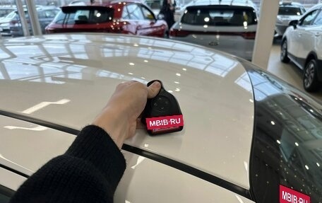 Toyota Yaris, 2021 год, 1 129 000 рублей, 30 фотография