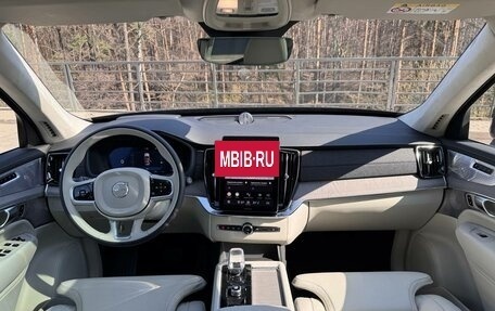 Volvo XC90 II рестайлинг, 2025 год, 12 075 000 рублей, 12 фотография