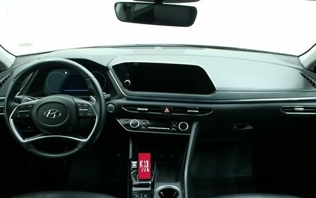 Hyundai Sonata VIII, 2022 год, 2 330 000 рублей, 15 фотография