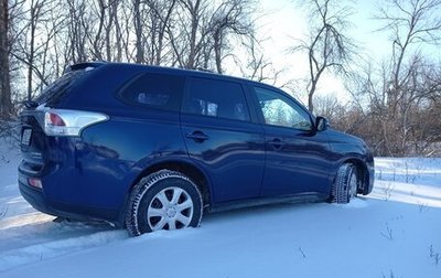 Mitsubishi Outlander III рестайлинг 3, 2013 год, 1 300 000 рублей, 1 фотография