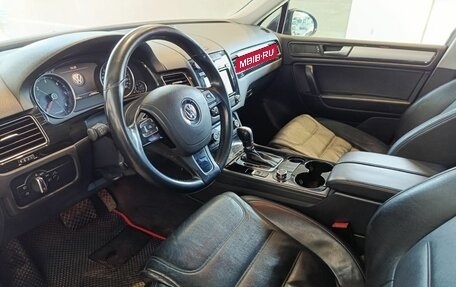 Volkswagen Touareg III, 2012 год, 1 649 000 рублей, 7 фотография