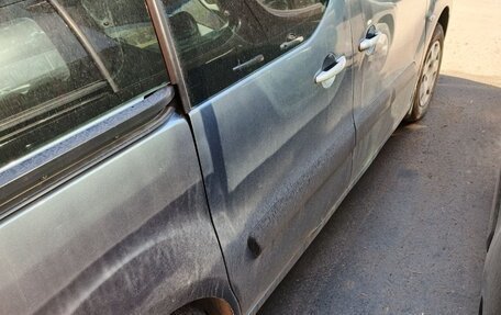 Peugeot Partner II рестайлинг 2, 2011 год, 700 000 рублей, 4 фотография