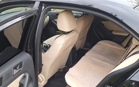 Volkswagen Jetta VI, 2012 год, 1 100 000 рублей, 4 фотография