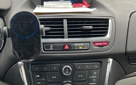 Buick Encore I, 2015 год, 1 700 000 рублей, 10 фотография