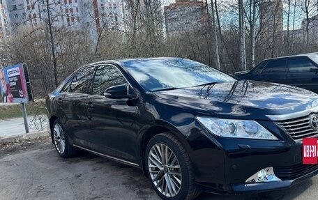 Toyota Camry, 2012 год, 1 420 000 рублей, 4 фотография