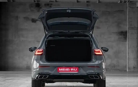 Volkswagen Golf VIII, 2023 год, 2 000 000 рублей, 7 фотография