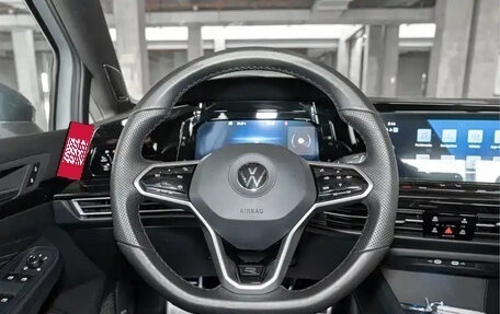 Volkswagen Golf VIII, 2023 год, 2 000 000 рублей, 10 фотография