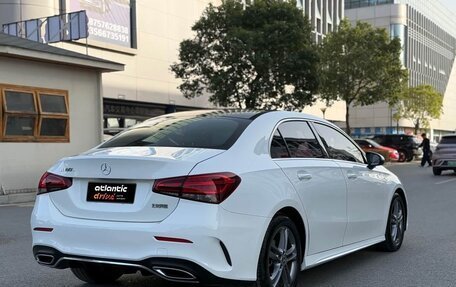 Mercedes-Benz A-Класс, 2023 год, 2 420 000 рублей, 4 фотография