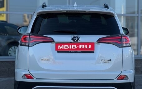 Toyota RAV4, 2016 год, 2 850 000 рублей, 15 фотография