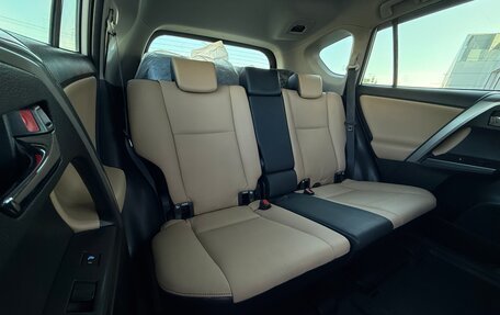 Toyota RAV4, 2016 год, 2 850 000 рублей, 32 фотография