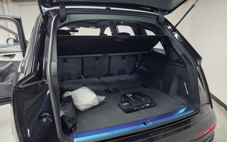 Audi Q7, 2026 год, 13 000 000 рублей, 18 фотография