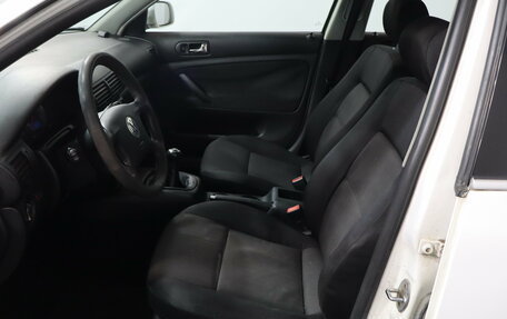 Volkswagen Passat B5+ рестайлинг, 2002 год, 389 000 рублей, 8 фотография